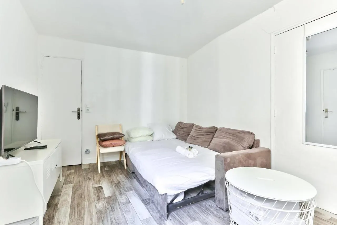 T2 Close To The Grands Boulevards Apartment Paris